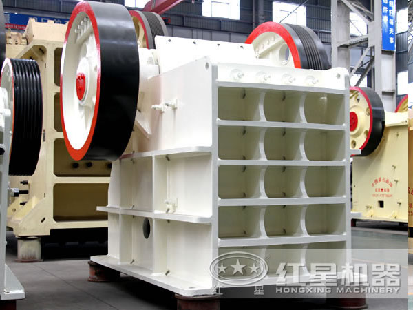顎式破碎機(jī)